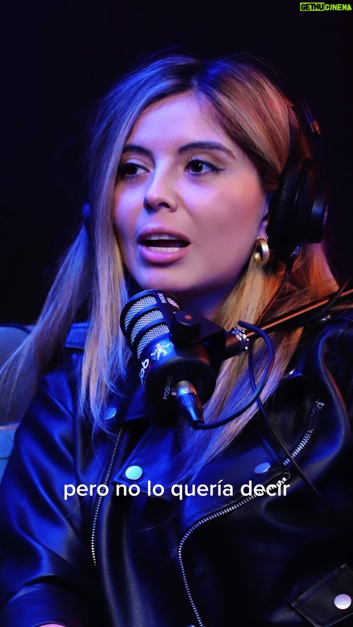 Veronica Bianchi Instagram - La importancia del “Te Amo”… ¿Han tenido buenas o malas experiencias con esa frase tan importante? @mediapunta_cl