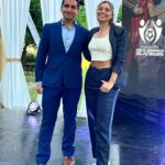 Veronica Bianchi Instagram - 🎤Ayer me tocó animar en el SIFUP, con Dani. Ahora, arriba del ✈️ porque me toca animar en Temuco. Mañana, nos vemos en el Santa Laura⚽️