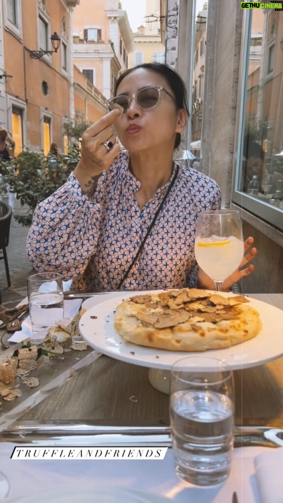 Veronica Ngo Instagram - Loads of truffle dinner 🥰🥰🥰 Tartufi&Friends Roma