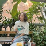 Veronica Ngo Instagram - Nhà ai nấy đẹp … Ổng chụp và chế chụp … kakaka Trả thù chứ hỏng có gì 😂😂😂😂 @huy.trn