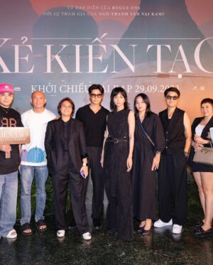Veronica Ngo Instagram - The Creator. 
In Cinema 29/9 😎

Stylist: Hà Luân 
Makeup: Tam Huynh
Hair: Lâm Duy
Fashion: Nguyen Hoang Tu
Tóc Giả Justyle