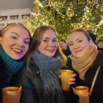 Veronica Verho Instagram – Sain puolet kaasoistani mukaan Tallinnaan viikonlopuksi! ❤️ Käytiin joulutorilla, nautittiin ruoat ja soviteltiin mekkoja. 😍