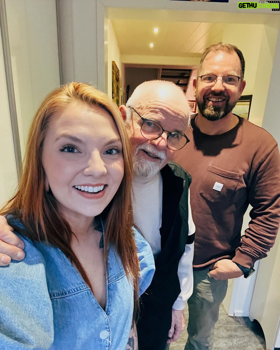 Veronica Verho Instagram - Iskä ja pappa ❤️ Ihanaa isänpäivää!