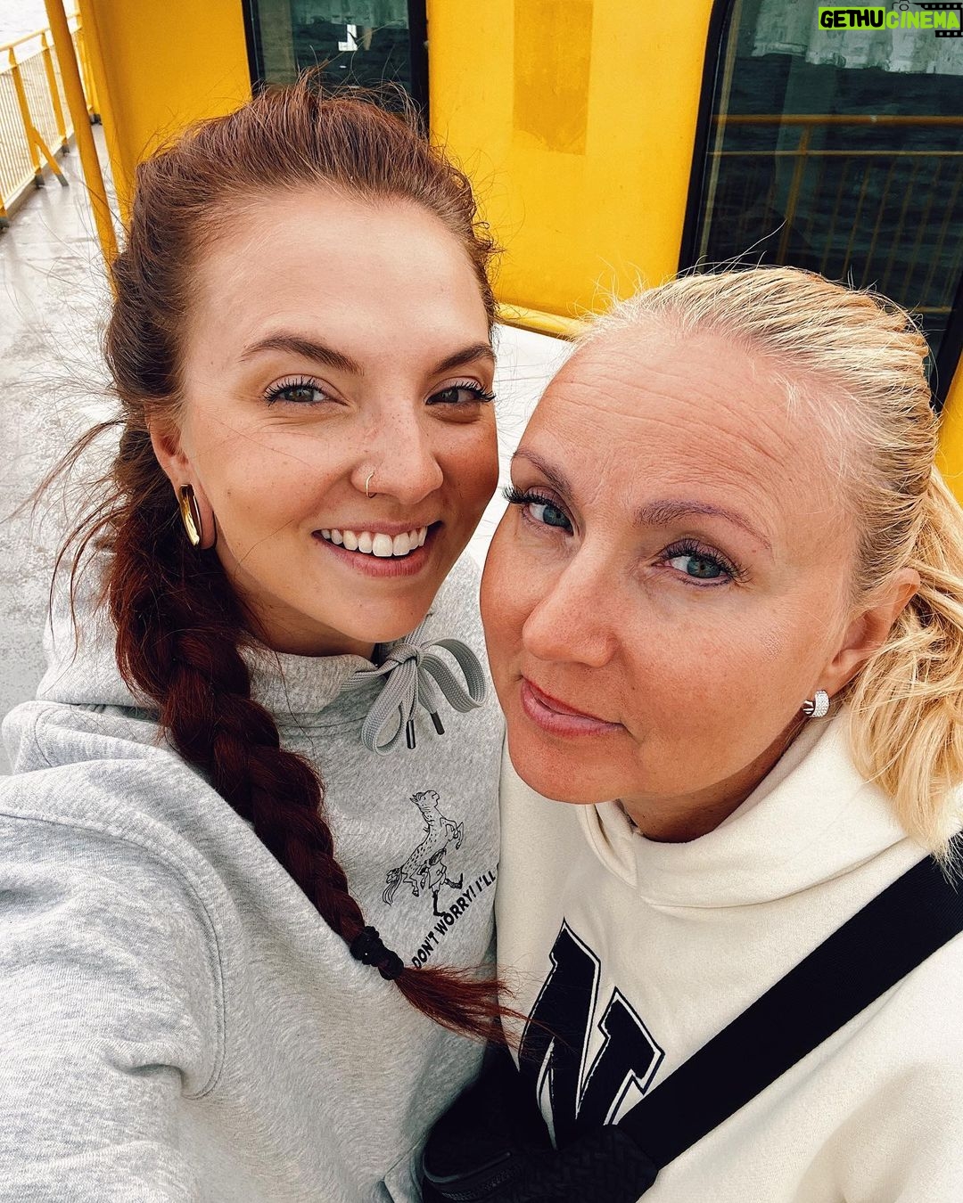 Veronica Verho Instagram - Kohti Iniötä! ⛴️
