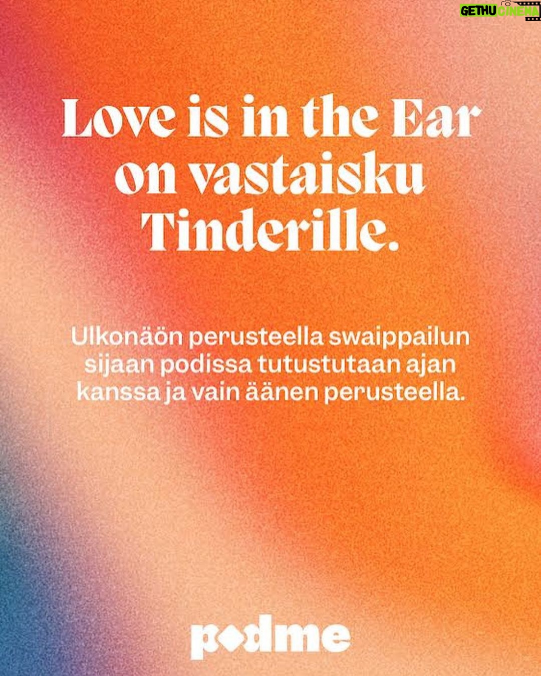 Veronica Verho Instagram - HUOMIO 🔥 Ootko valmis aitoon kohtaamiseen? HYVÄ nimittäin Love is in the ear -podcast is coming! Love is in the ear on vastaisku Tinderille ja haku on nyt auki! Swaippaa oikealle lisätietoja. 🩷 Haluan painottaa, että haku on auki ihan jokaiselle. Laita viestiä tai kerro kaverille! 🩷 @podmefi