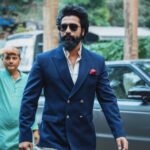 Vicky Kaushal Instagram - #BadhteChalo… 1.12.2023!!! . #SAMबहादुर