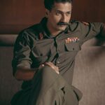 Vicky Kaushal Instagram - “I’m always ready, Sweetie!” . #SAMबहादुर IN CINEMAS! 🇮🇳
