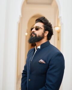 Vicky Kaushal Instagram - Hopes, prayers and belief. All set for a very special Screening of #SAMबहादुर in Delhi… one for the true heroes of our country. To the Indian Army! 🇮🇳❤️🙏🏽 . #SAMबहादुर In cinemas 1.12.2023 Delhi, India