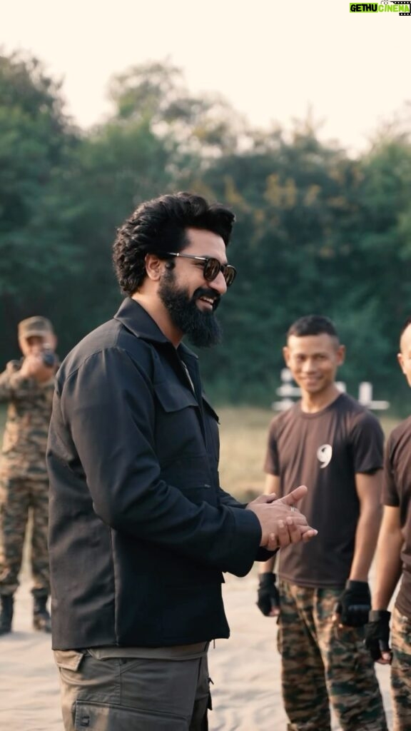 Vicky Kaushal Instagram - From the strength and resilience of the Gorkhas to the ambition at Army Public School… truly had a very inspiring encounter with Lucknow this time. Blessed! . #SAMबहादुर In cinemas 1.12.2023.
