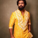 Vicky Kaushal Instagram - 💛🪔✨