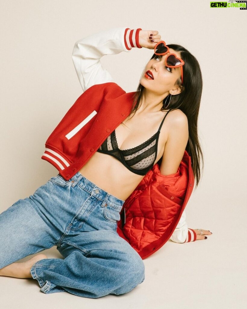 Victoria Justice Instagram - Stream “Tripped” for good luck 🎰🤞♥️