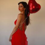 Victoria Justice Instagram - Tripped is streaming everywhere for all you beautiful people to listen to😙 What’s your fav part of the song?!🤭🎈🎶