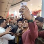 Vidyut Jammwal Instagram - Pune mein jaayenge, Crakk se milaayenge aur sabka dil jeetke aayenge! 💪💥 Watch #CRAKK - Jeetegaa Toh Jiyegaa, in cinemas now! Book your tickets, link in bio! @norafatehi @rampal72 @iamamyjackson @aditya_datt @ankittmohan @its_jamielever @bijayanand @rajendra_shisatkar #ShalakasPawar @abbassayyed77 @actionherofilms @Tseries.official #CrakkInCinemas #JeetegaaTohJiyegaa