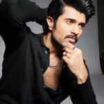 Vijay Deverakonda Instagram – How photoshoots look unedited, straight off the camera.