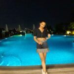 Vildan Vatansever Instagram - Aslında herkez çokça "BEN" barınındırır içinde. Şöyle ki; farklı yer ve farklı zamanlarda gün yüzüne çıkmak için beklerler 👍🏻😉