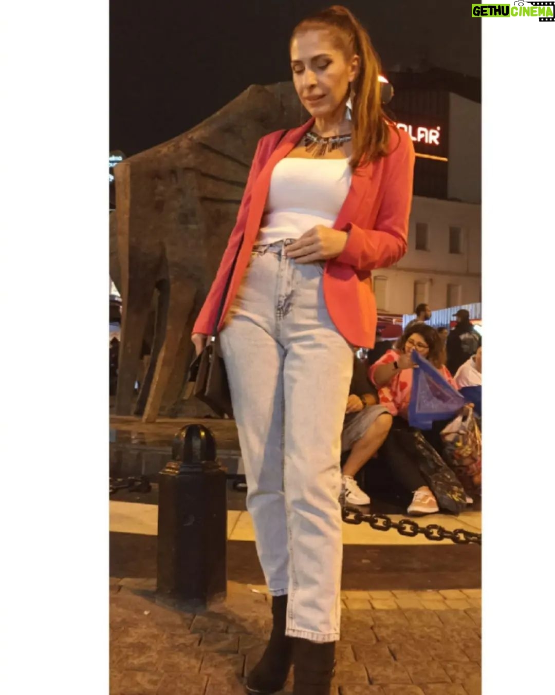 Vildan Vatansever - 2.8K Likes - Happy Birthday to me 🎊🎁🎂🍀🧿🙋♀️