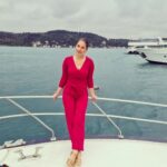 Vildan Vatansever Instagram - Geminin KAPTANI kendin isen, göreceğin ve varacağın yerler KABULÜNDÜR 😉🛥🏖⚓ Bebek sahil