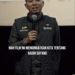 Vino G. Bastian Instagram - Terima kasih banyak Ustadz @luqmanulhakimpontianak sudah mengundang kami ke Pontianak dan membuat Gala Premier Film ‘HAMKA & SITI RAHAM’ yang dikhususkan untuk para satri yatim dan penghafal Qur’an. Dihadiri pula oleh banyak Ulama, Ustadzah, TNI, dan komunitas setempat. Semoga banyak membawa kebaikan untuk kita semua. Aamiiin.
