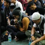 Vino G. Bastian Instagram - Subuhan Akbar di Masjidnya #BuyaHamka @masjidagungalazhar bersama @alhabibjindan & Bro Habib @husein_hadar lanjut Skuteran. Terima kasih my bro @alfiealfandy @abidzar73 @bikersdakwah