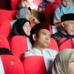 Vino G. Bastian Instagram - #REPOST @ustadzabdulsomad_official Saksikan Film Buya ‘Hamka & Siti Raham’ di bioskop seluruh indonesia, mulai 21 Desember 2023. Ajak seluruh keluarga serta sahabat nonton film kebaikan ini. MasyaAllah tabarakAllah terima kasih banyak Tuan Guru @ustadzabdulsomad_official 🙏🏼 XXI Transmart Padang