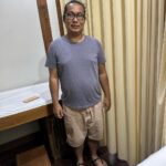 Vino G. Bastian Instagram - Jumpa kangen Dokter @cissienugraha kesayangan dan juga @upanduvan yg uda lamaaaa ga ketemu 💜 Sekalian @bundratimothyaslinew mau pamer tensi uda normal , badan lebih singset .. 😁 Makasih yaa Dok udah membantu kita sehat … 🙏🏼💜