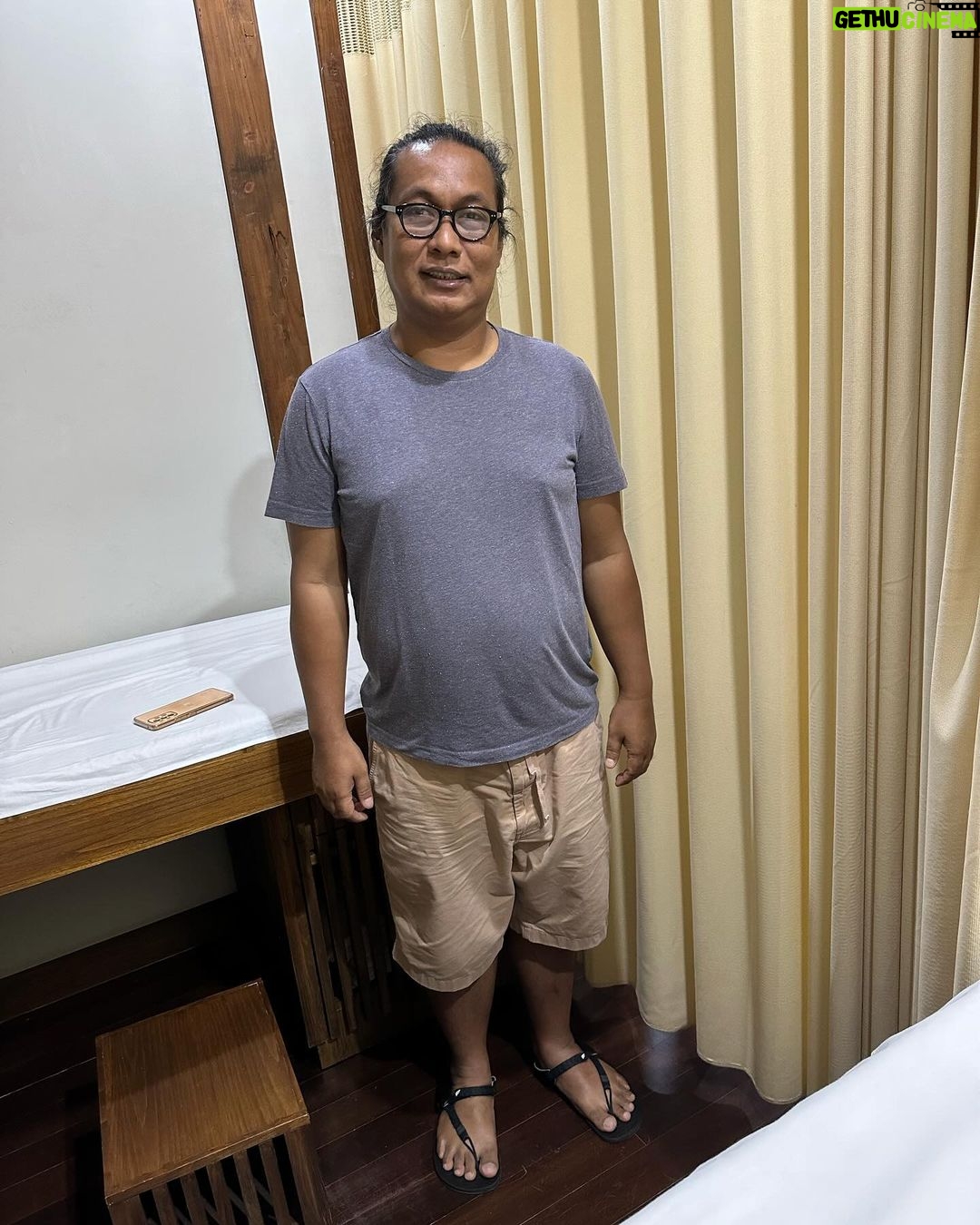 Vino G. Bastian Instagram - Jumpa kangen Dokter @cissienugraha kesayangan dan juga @upanduvan yg uda lamaaaa ga ketemu π Sekalian @bundratimothyaslinew mau pamer tensi uda normal , badan lebih singset .. π Makasih yaa Dok udah membantu kita sehat β¦ ππΌπ