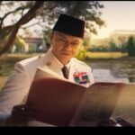 Vino G. Bastian Instagram – “Dalam Politik kadang kawan bisa menjadi lawan”. Lalu bagaimana kelanjutan kisah persahabatan SOEKARNO dan HAMKA? 
⭐️ ⭐️ ⭐️ ⭐️ ⭐️
Saksikan film ‘HAMKA dan SITI RAHAM’ di Bioskop mulai
21 DESEMBER 2023.