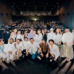 Vino G. Bastian Instagram – Kami mengucapkan banyak terima kasih untuk semua yang sudah hadir di #GalaPremier ‘HAMKA & SITI RAHAM (Vol.2)’ semalam. Semoga banyak hal baik yang bisa kita lanjutkan dari pejuangan Buya Hamka dan Siti Raham untuk keluarga, Agama, dan Bangsa kita tercinta. Aamiiin 🙏🏼

HAMKA DAN SITI RAHAM (Vol.2)
⭐️ ⭐️ ⭐️ ⭐️ ⭐️
Di Bioskop 21 Desember 2023.

#BuyaHamka #Hamka