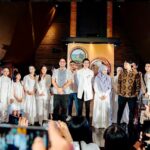 Vino G. Bastian Instagram - Kami mengucapkan banyak terima kasih untuk semua yang sudah hadir di #GalaPremier ‘HAMKA & SITI RAHAM (Vol.2)’ semalam. Semoga banyak hal baik yang bisa kita lanjutkan dari pejuangan Buya Hamka dan Siti Raham untuk keluarga, Agama, dan Bangsa kita tercinta. Aamiiin 🙏🏼 HAMKA DAN SITI RAHAM (Vol.2) ⭐️ ⭐️ ⭐️ ⭐️ ⭐️ Di Bioskop 21 Desember 2023. #BuyaHamka #Hamka