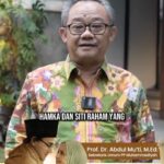 Vino G. Bastian Instagram – Terima kasih Prof. Dr. Abdul Mu’ti M.Ed, Sekertaris Umum PP Muhammadyah atas apresiasi dan supportnya untuk film #HAMKAdanSITIRAHAM 😊🙏🏼