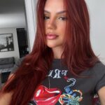 Virgínia Wanderley Instagram - última manhã com esse cabelo 🫣☕️🍓 São Paulo, Brazil