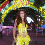 Virgínia Wanderley Instagram - Ainda teve segundo look ontem 💛 #FarofaDaGkay Fortaleza, Brazil