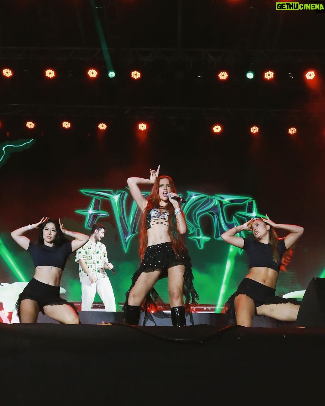 Virgínia Wanderley Instagram - Planeta Atlântida 🔥💚🚀 FOI DEMAIIIIS! @planetaatlantida @oarielb Atlantida, Xangri-La, RS
