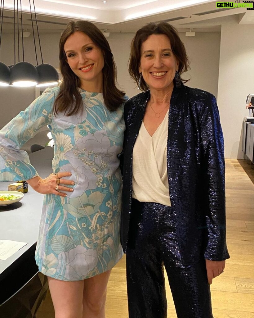 Virginia Trioli Instagram - The high priestess of the church of disco - @sophieellisbextor @ngvmelbourne @alwayslivevic #melbourne #music #livemusic #victoria #sophieellisbextor National Gallery of Victoria