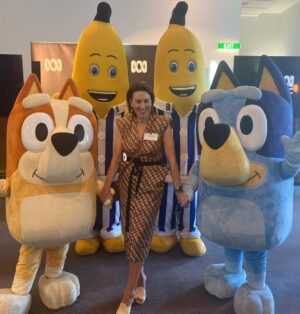 Virginia Trioli Instagram - Stealing a moment with the true rock stars of @abctv .
Thank you @visit_australian_parliament for hosting the ABC at our showcase last night. @officialblueytv @bananasinpyjamassss
