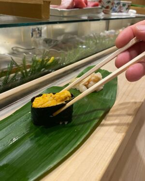 Virginia Trioli Instagram - In 1997, as the first snow flurries of winter dusted Tokyo, Russell and I stepped out of a tiny Juban sushi bar, having had some of the best sushi of our life.
I was determined to find it again, but all I had was this photo.
Swipe to see what happened next … #japan #backintokyo #familytravels #virginiatrioli #matsukanazabujuban