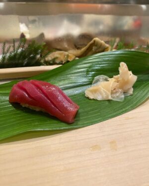 Virginia Trioli Instagram - In 1997, as the first snow flurries of winter dusted Tokyo, Russell and I stepped out of a tiny Juban sushi bar, having had some of the best sushi of our life.
I was determined to find it again, but all I had was this photo.
Swipe to see what happened next … #japan #backintokyo #familytravels #virginiatrioli #matsukanazabujuban