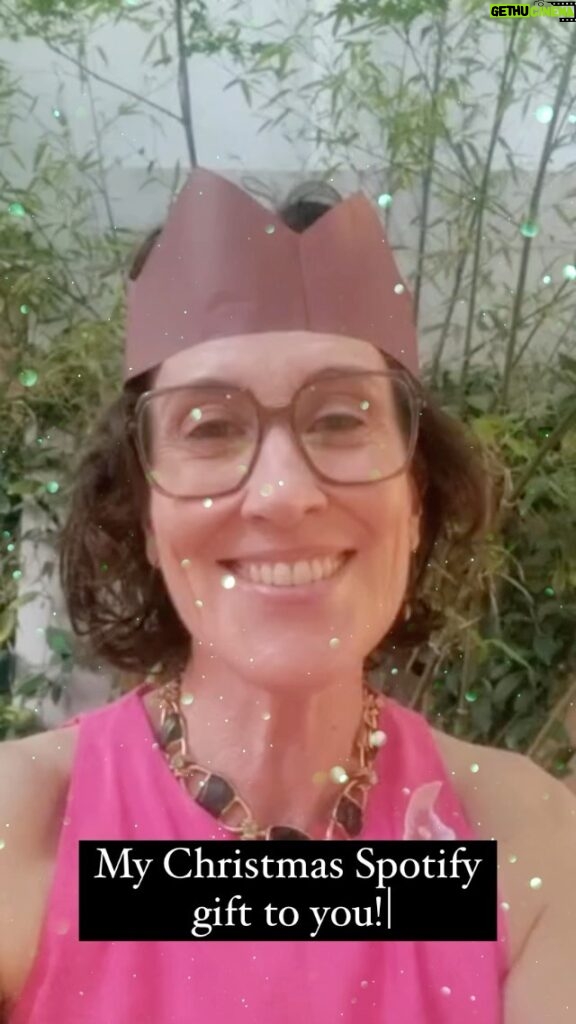 Virginia Trioli Instagram - My “Weekend Reads” Spotify playlist for you! Wearing my best Christmas cracker paper hat, this is my gift to you: every song I’ve ever linked to since the the start of my Weekend Reads column in 2019. I hope you love it and I hope you share it with friends: I think it takes care of all your Christmas Day music needs - there’s even one in there for your drunk uncle. Go well - I’ll see you soon. X #christmas #christmasmusic #music #spotify #mymusic #weekendreads #virginiatrioli #linkinbio and big love and thanks to @julz.hay Melbourne, Victoria, Australia