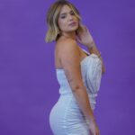 Vitória Moraes Instagram - Nunca me senti tão eu mesma! Cabelo: @robson_souza Look: @othergirls_og Make: @taticoelhomakeup Stylist: @paty_passos Foto: @thomazferrer