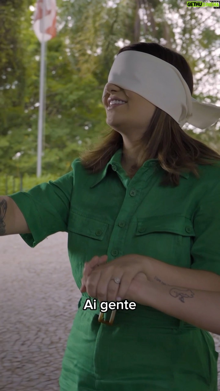 Vitória Moraes Instagram - O que é o Sol para você? Você pode até responder que o Sol é aquela estrela que brilha e que é fonte de luz e calor para todos, mas @novalginaoficial convidou a nossa família a pensar em um novo significado! O Sol também é aquela pessoa que se faz presente em todos os momentos, é aquela pessoa que aquece nossas manhãs, ilumina nossos dias e faz com que cada momento seja único! ☀️ A nossa família tem o sistema solar inteirinho em casa e temos certeza que você também tem. Então, conta aqui, quem representa o Sol na sua vida? 💚 Novalgina, rápida* na dor pra você voltar a ser um Sol¹ #publicidade NOVALGINA®️ (dipirona monoidratada). Indicação: analgésico e antitérmico. M.S.: 1.8326.0351. O USO DO MEDICAMENTO PODE TRAZER ALGUNS RISCOS. Leia atentamente a bula. SE PERSISTIREM OS SINTOMAS, O MÉDICO DEVERÁ SER CONSULTADO. Janeiro/2024. MAT-BR-2400381. 1- Bula Novalgina - profissional de saúde. *Início de ação de 30 a 60 minutos.