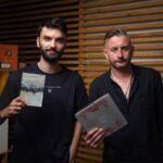 Vitalii Hordiienko Instagram - 🔥В рамках стріму з Сергієм Жаданом на Загоні Кіноманів зібрано 222 359 гривень🫶🏻 «Дякую Віталію Гордієнку та "Загону Кіноманів" за сердечний і душевний стрім, завдяки якому зібрали пристойну суму для нашої "Хартії". Завжди говорив, що спілкування українців має монетизуватись і працювати на перемогу!» (с) Сергій Жадан Книги вже скоро поїдуть до переможців🫡 Ukraine