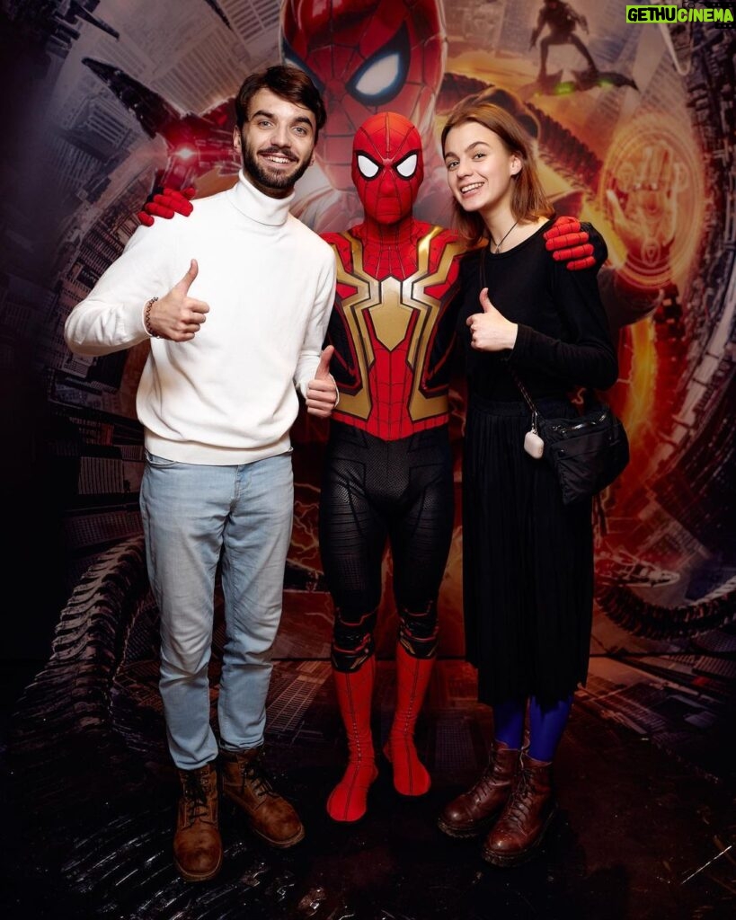 Vitalii Hordiienko Instagram - Зустрілись з павучком на прем‘єрі павучка🤩🕷🕸 Kyiv, Ukraine
