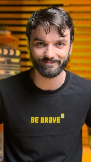 Vitalii Hordiienko Instagram - Привіт друзі, разом із фондом Сергія Притули ми збираємо 20 000 000 гривень на FPV-Дрони🔥 

Вони підуть випускникам школи «Боривітер», яка навчає чинних військовослужбовців. За ці кошти закуплять не лише пів тисячі дронів, а й забезпечать підготовку екіпажа який буде нищити ворога👹

Постачальники вже є, залишилось зібрати кошти!