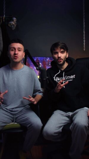 Vitalii Hordiienko Instagram - Переспівали з @artur_shalak одвічну класику української естради🔥

Ми давні фанати пана Степана, тому дуже раді, що нарешті маестро отримав всеукраїнське визнання🫡