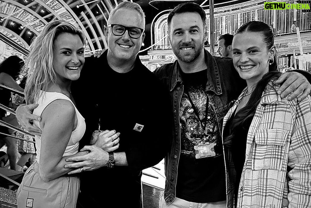 Vito Coppola Instagram - Thank you!❤️ Thanks for all the love that this group number has received. It means a lot! We are so grateful to be a small part of such an amazing team. The genius of @chrislxd @jasongilkison . Thank you @its_sashax for assisting and of course @jack.will.g @sarahjamesface @justjoecreative @ginanaomibirch for trusting us with this important number ❤️ thank you @vitocoppola who I’ve finally got to dance with after knowing him for 16 years! I WANT SOMETHING JUST LIKE THIS✨