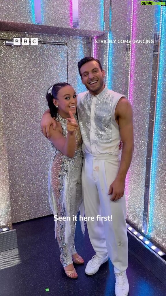 Vito Coppola Instagram - Tonight, @ellielouiseleach and @vitocoppola are literally LIT on the floor 🤭 Those lifts are a sight to behold! What a Showdance! 😝 #Strictly