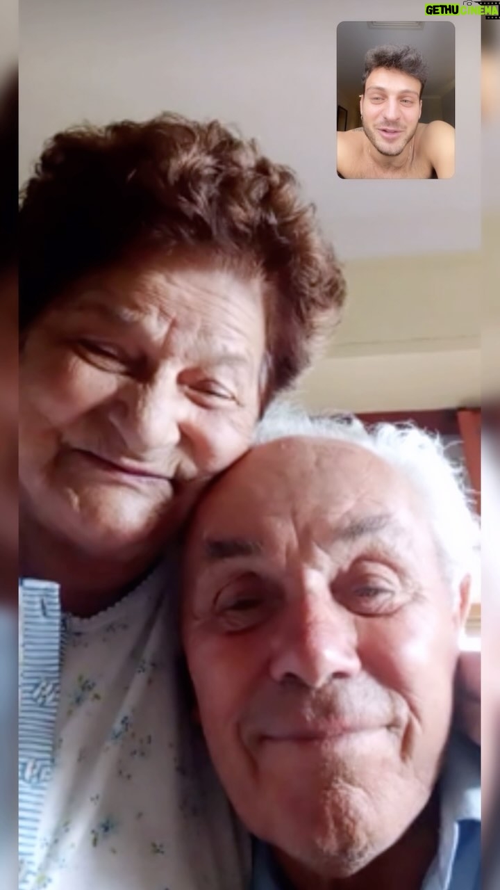Vito Coppola Instagram - Oggi è un giorno speciale ed ho scelto di condividere con voi una parte del mio cuore: i miei nonni ♥️ Vorrei fare i miei più cari auguri a queste due anime pure. Siete il mio cuore, la mia vita. Avete cresciuto me e tutti noi che siamo nipoti super fortunati ad avere voi. Oggi sono 62 anni di matrimonio, oltre i 5 anni di fidanzamento ed avete dei valori che vanno oltre ogni cosa terrena. Vi amiamo. Siete le radici dell’albero piu forte. Generosi e sempre ricchi d’amore. I vostri insegnamenti sono lezioni di vita e vi amate ogni giorno come se fosse il primo 🤞 Il mio cuore si scioglie quando penso a voi e questo giorno lo dedico a voi. Vi penserò in ogni singolo momento delle mie performance 😊 Voi mi rendete un ragazzo felice e fortunato 🍀 Vi amo nonnini miei ♥️