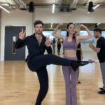 Vito Coppola Instagram - What an intense week it was… We enjoyed so much! It was different from the usual Argentine tango in different ways.. Lulú was the strong and independent woman who is in control. This journey is becoming more special every week. Through the dances and playing different characters we are able to discover many different sides of us, and I personally think that that’s what life is, a journey to get to know ourselves better…😊🙌 I am so so proud of you @ellielouiseleach and the woman you are becoming. Weeks ago I met a girl, and now look at you ♥️ and I am sure that you still have much more to show and much more to say Lulú. Everyone is proud of you but mostly you have to be proud of yourself, because you and only you know all the sacrifices and the commitment needed to perform in that way, for someone who has Never danced before. Brava Lulú 👏 keep going and let’s keep danciiiiing 💃🕺🪩 Thanks to two special people @leandropalou1 and @maria_tsiatsiani_official for the amazing choreography and much more…you brought us to a different dimension and we are so grateful for this. 🙏☺️ And last BUT NOT LEAST we want both say a massive and huge THANK to all of you beautiful people for supporting and voting us. We feel all the love and we do really feel all of you close to us. 🙏🙏🙏 All the gratitude we have towards you is beyond the words 🫶😊 We love you ♥️ And now let’s focus on Musical weeeek 🎵 🎶 We are sooo exited and we have already started to work hard on our next dance. Let’s gooo 💪😁 Happy Monday and have a good week beautiful people ☀️ 🩷🩵