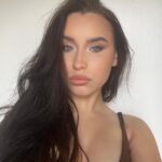 Vivian Hicks Instagram - 🤎