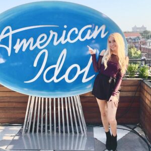 Vivian Hicks Instagram - BIG ANNOUNCEMENT! I’ll be auditioning on ABC’s @americanidol OMG 😱 I’m sooo excited to begin this exciting journey with all of you!! Absolutely grateful for this amazing opportunity! Follow my posts for updates and help me become the next AMERICAN IDOL!! Wooo hoooo!!! 🤩🎤🔥♥️ WISH ME GOOD LUCK!! #thenextidol #americanidol